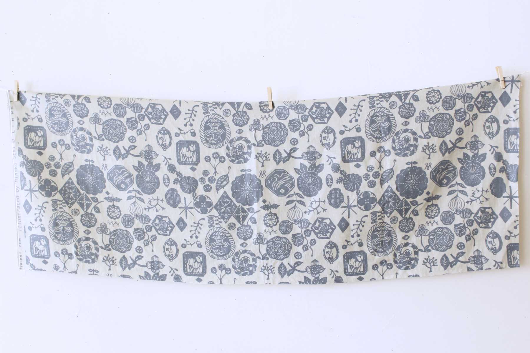 LINNET linen print LINNETリネンプリント<br /> 花図案の吹き寄せ グリーン